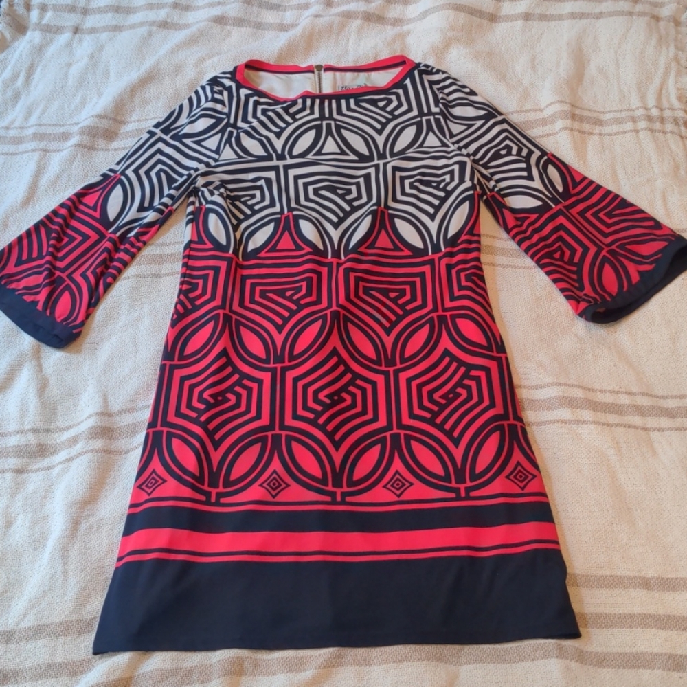 Eliza J  graphic shift dress
